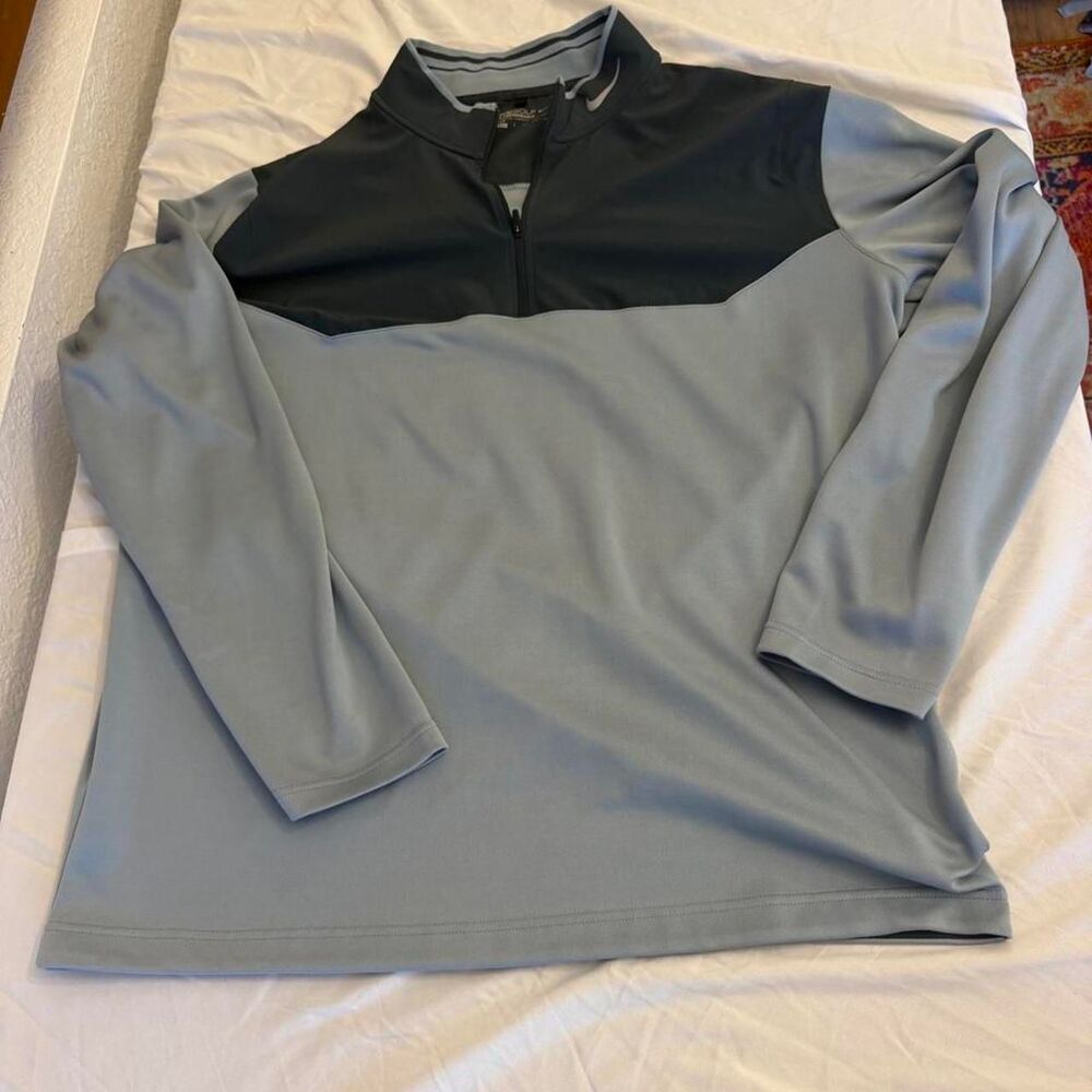 Nike Men's Grey and Blue Sweatshirt